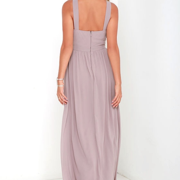 📦 Lulu's | Air of Romance Maxi Dress in Taupe - Picture 4 of 6